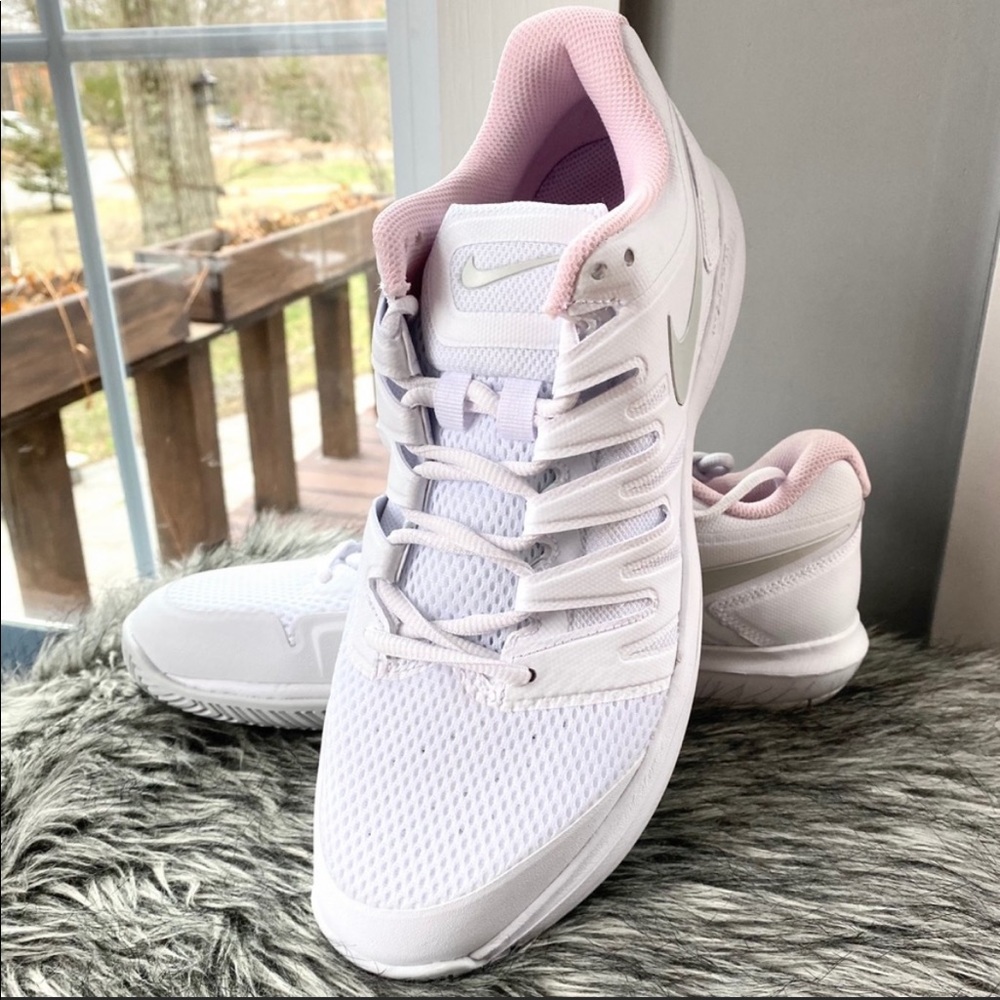 BRAND NEW Nike Court Air Zoom Prestige